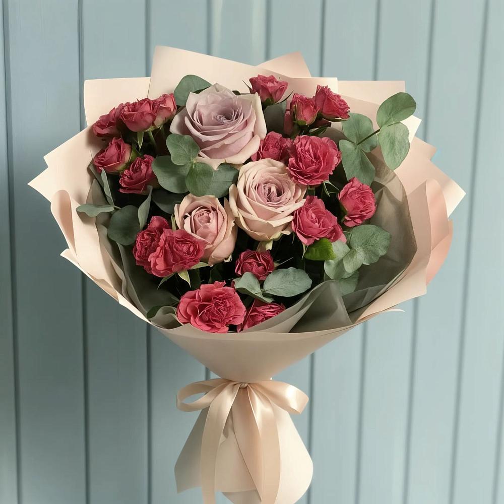 Букет цветов из: Гвоздики и Розы в Кропачёво