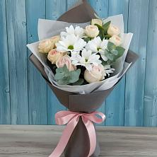 Букет цветов из:  Хризантемы и Розы в Кропачёво