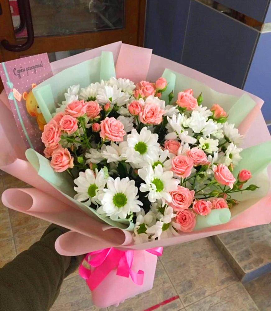 Букет цветов из: Розы и Хризантемы в Кропачёво