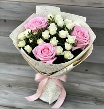 Букет цветов из:  Розы в Кропачёво