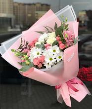 Букет цветов из:  Розы, Лизиантусы и Хризантемы в Кропачёво