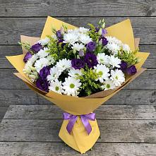 Букет цветов из:  Ирисы, Хризантемы и Ромашки в Кропачёво