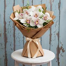 Букет цветов из:  Орхидеи и Розы в Кропачёво